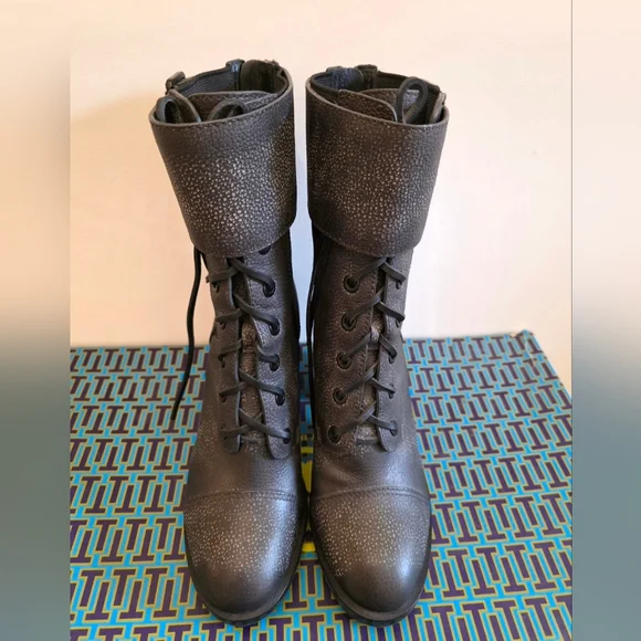 Tory Burch Irish Charcoal Boots Includes Box And Dust Bag Size 9 - Picture 2 of 7